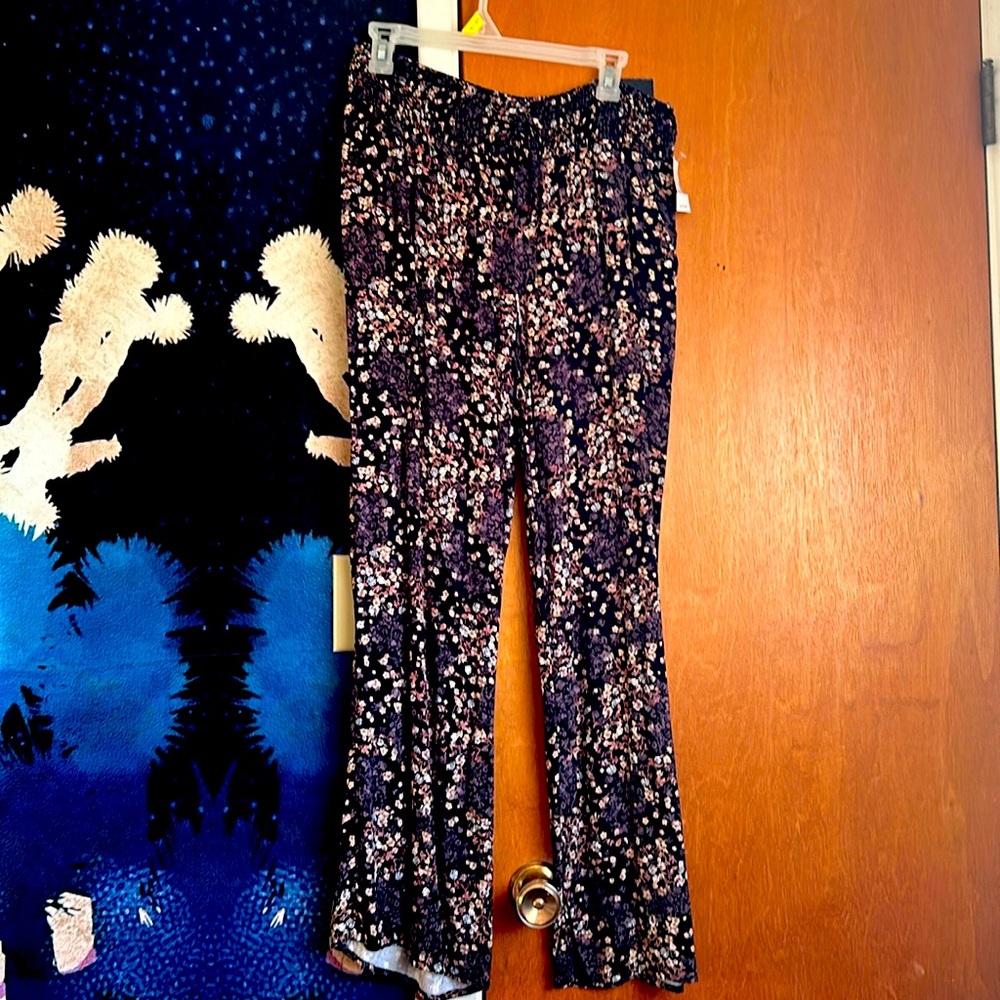Ditzy floral palazzo pants